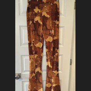 Norma Kamali Leaf Print Splat Legging